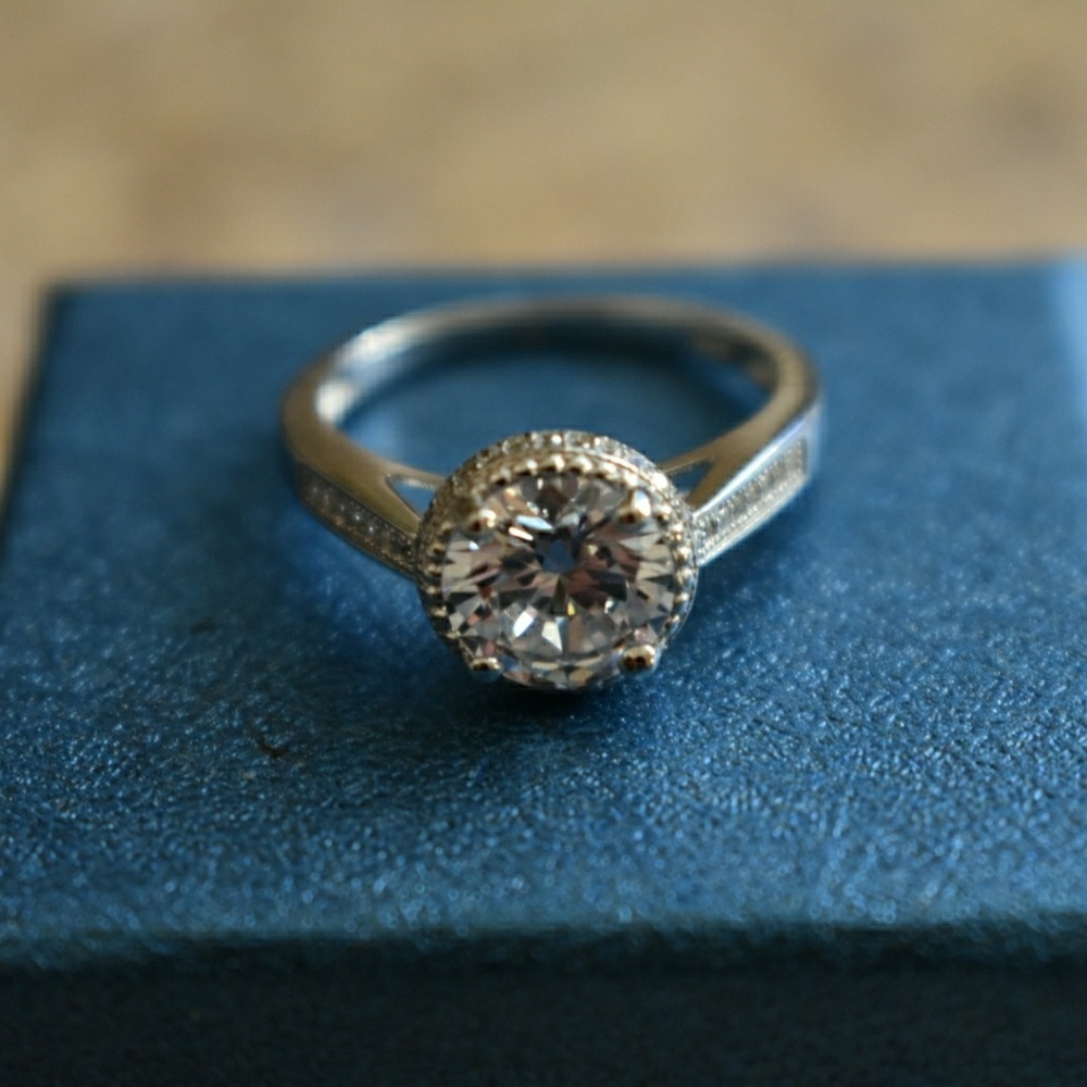 Diamond Engagement ring
